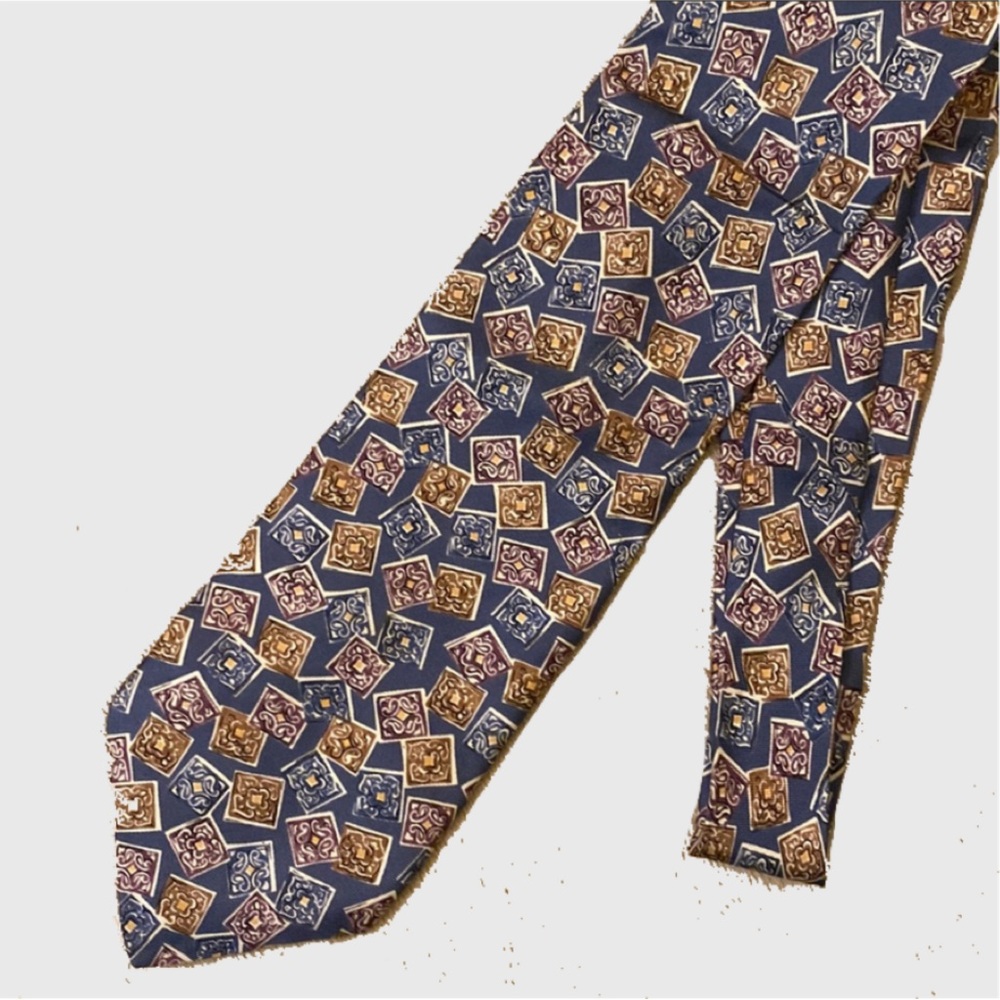 Vintage Christian Dior silk pattern tie